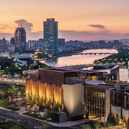 Shangri-La Ningbo - The Three Rivers Intersection Hotel Buitenkant foto